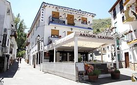 Apartamentos Castillo Cazorla